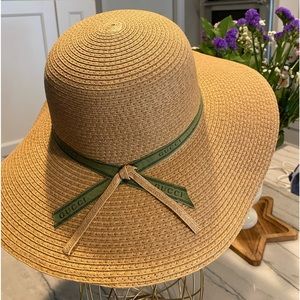 Gucci-Straw Sun Hat with Authentic Gucci (Green) Ribbon